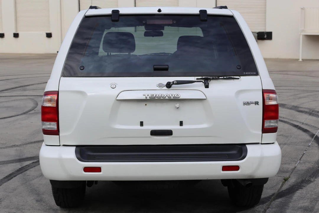1999 Nissan Terrano II - Image 5 of 21