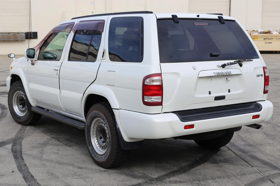 1999 Nissan Terrano II - Image 4 of 21