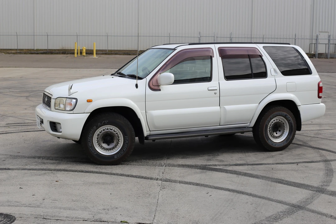1999 Nissan Terrano II - Image 9 of 21