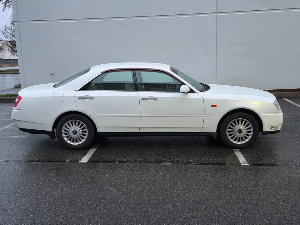 1999 Nissan Cedric - Image 4 of 14