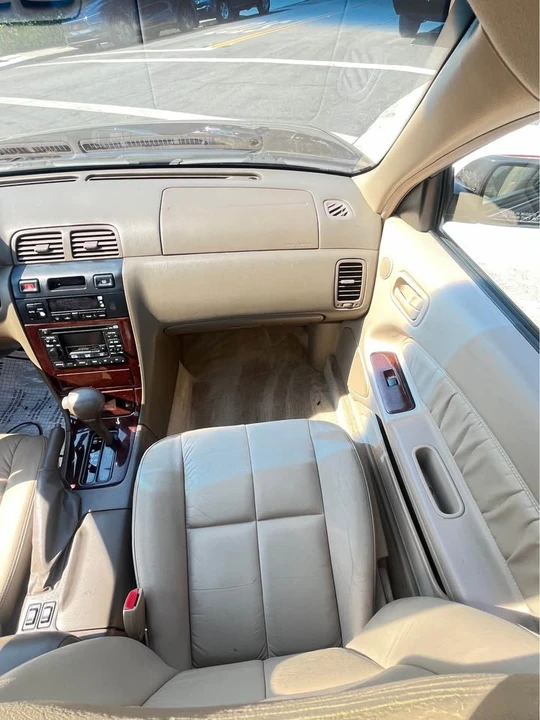 1999 Nissan Maxima 4th Gen - Image 14 of 16