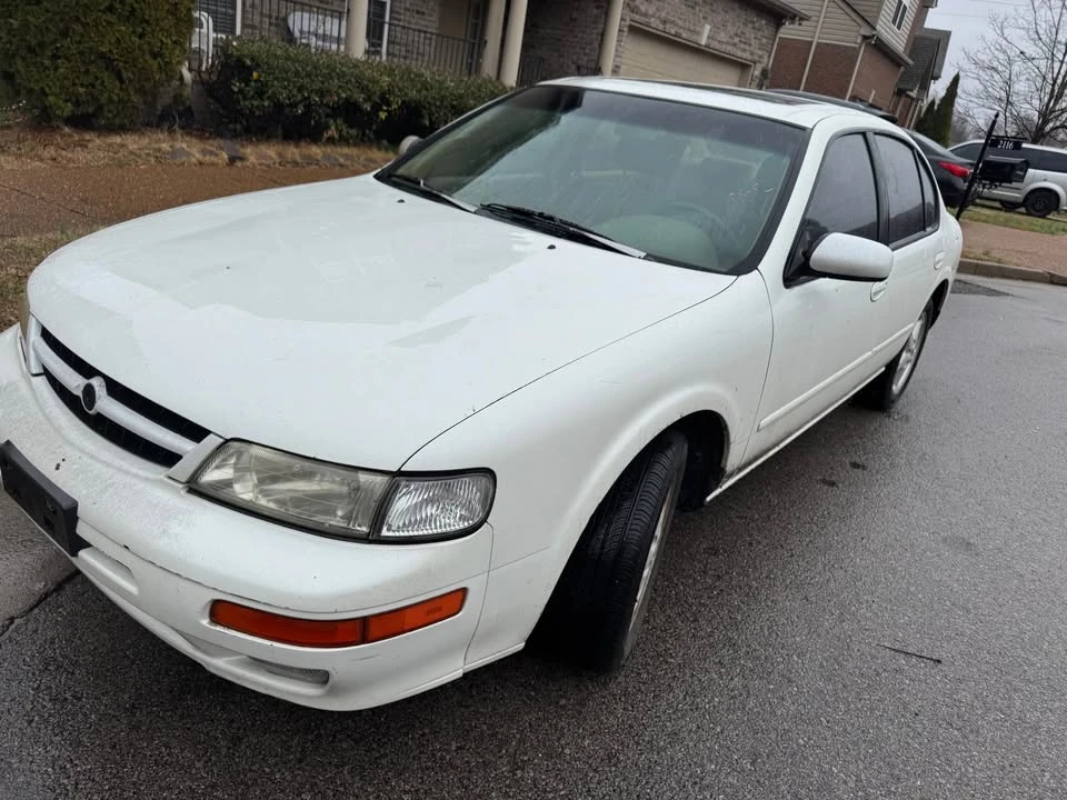 1999 Nissan Maxima 4th Gen - Image 2 of 9