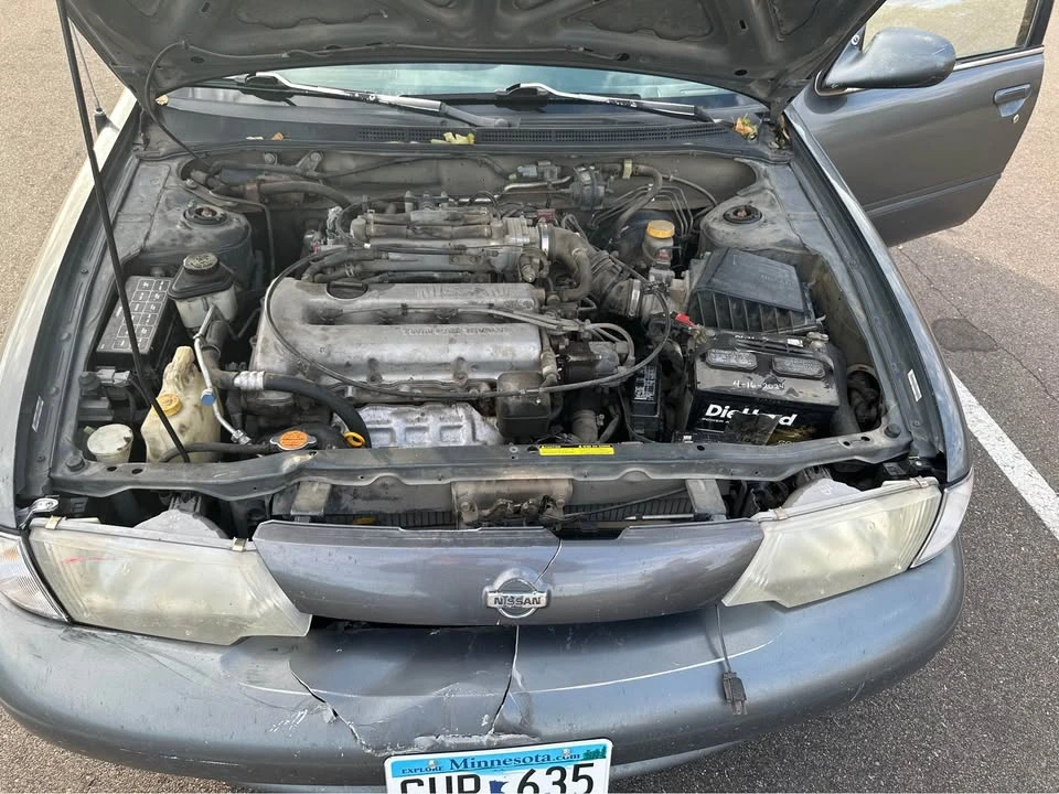 1999 Nissan Sentra 4th Gen - Image 9 of 14