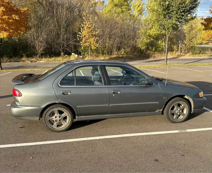 1999 Nissan Sentra 4th Gen - Image 4 of 14