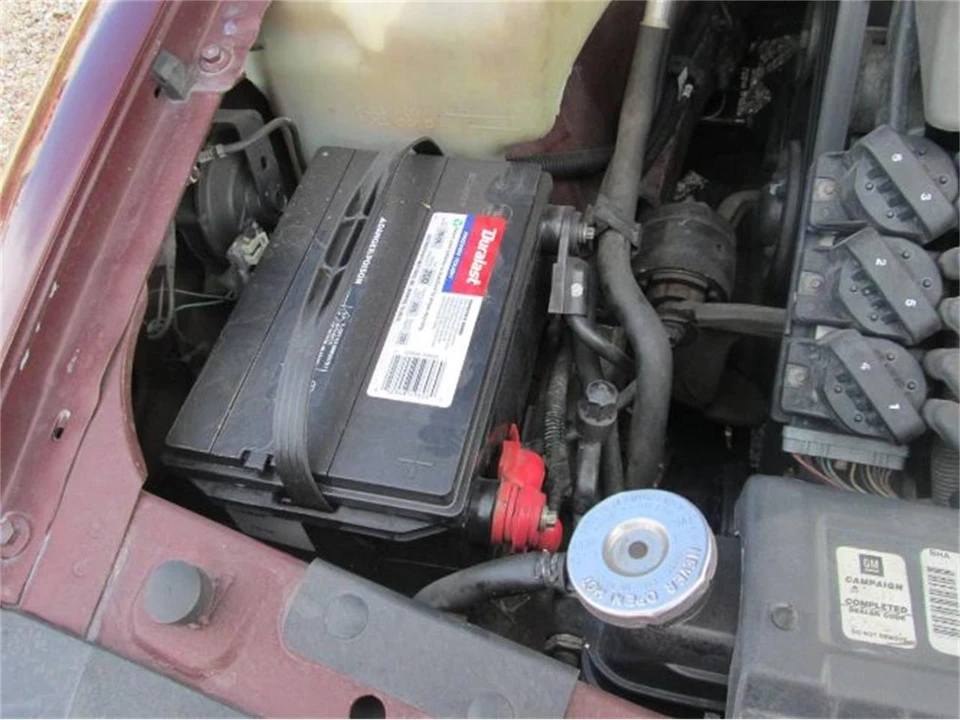 1999 Oldsmobile 88 - Image 3 of 18