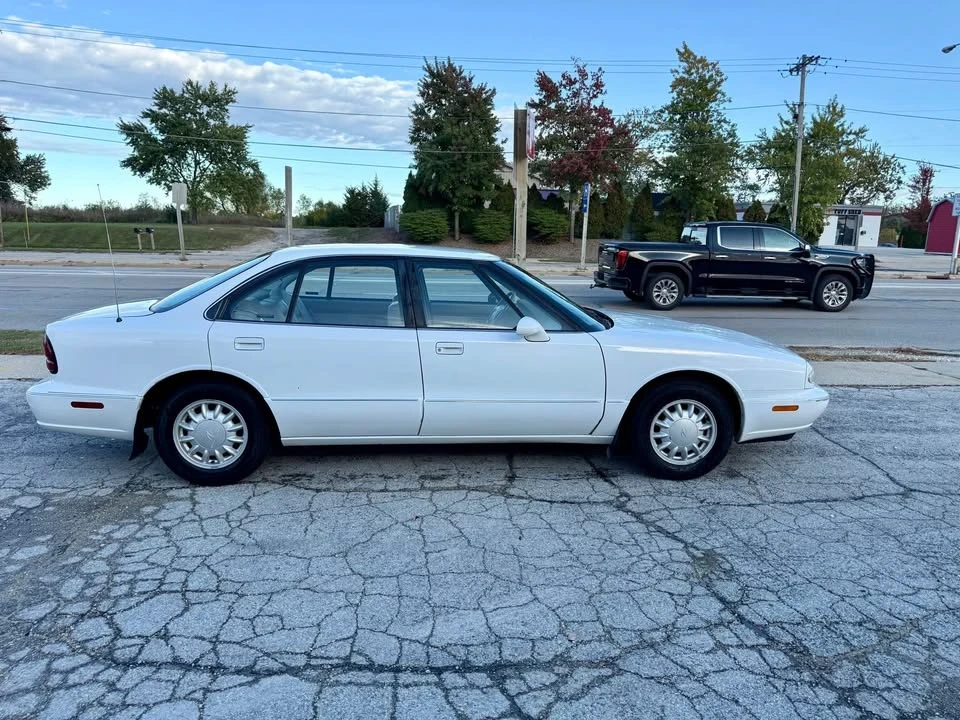1999 Oldsmobile 88 - Image 5 of 12