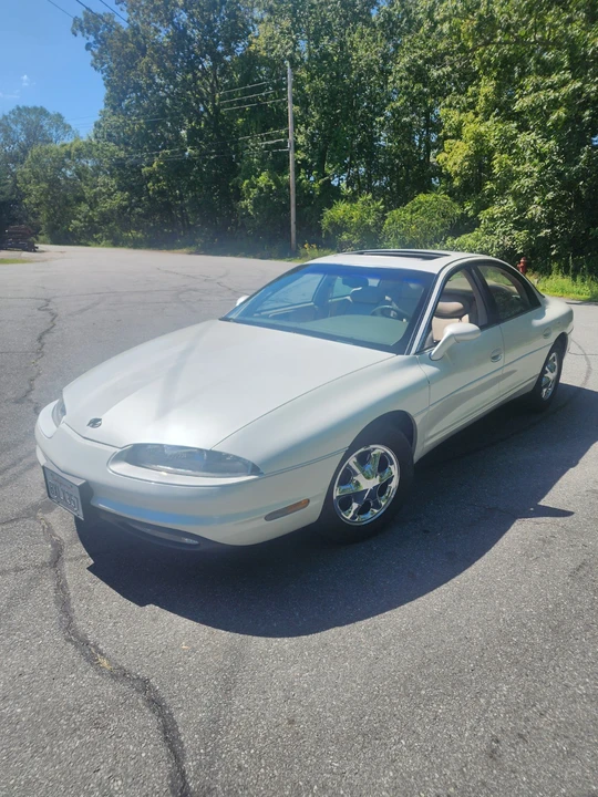 1999 Oldsmobile Aurora - Image 4 of 21