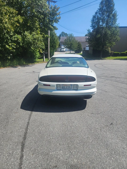 1999 Oldsmobile Aurora - Image 7 of 21