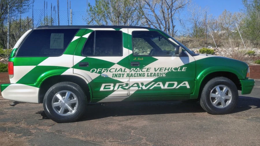 1999 Oldsmobile Bravada - Image 2 of 6