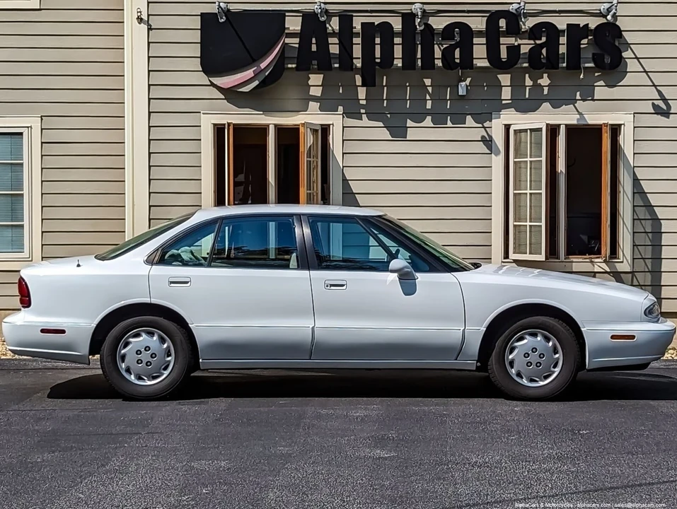 1999 Oldsmobile 88 - Image 8 of 21
