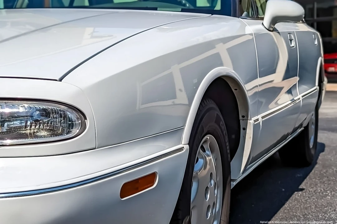 1999 Oldsmobile 88 - Image 14 of 21