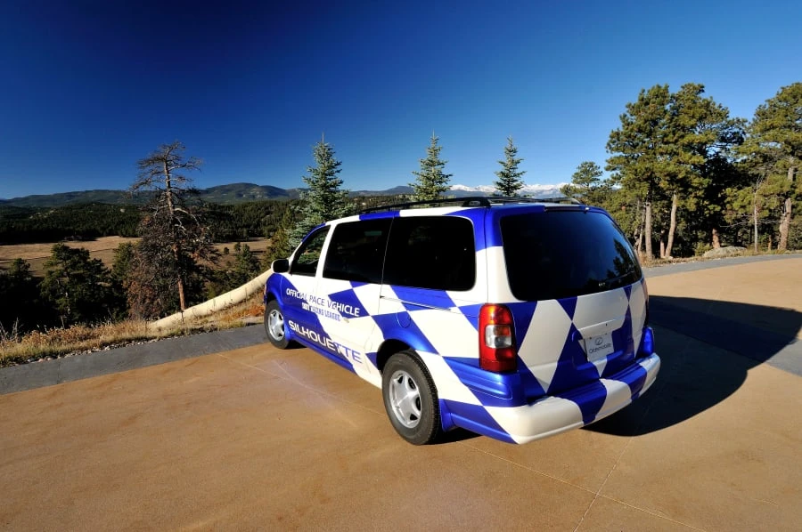 1999 Oldsmobile Silhouette - Image 11 of 12