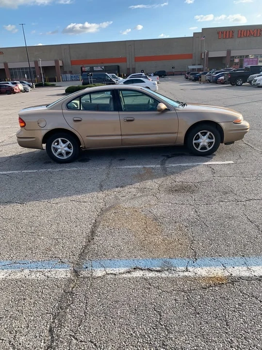 1999 Oldsmobile Alero - Image 5 of 8