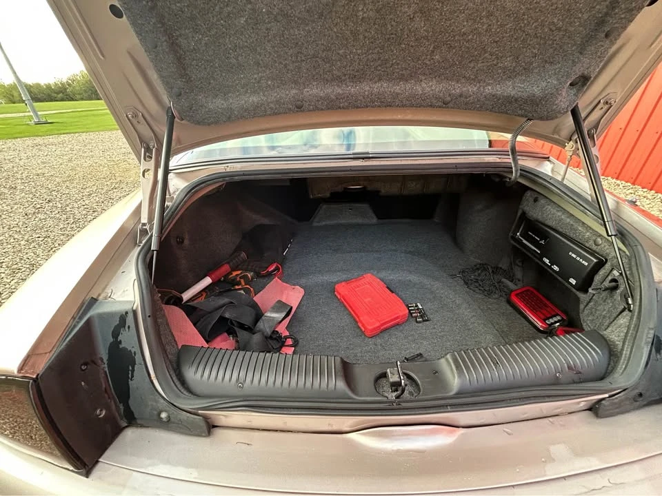 1999 Oldsmobile Aurora - Image 17 of 18