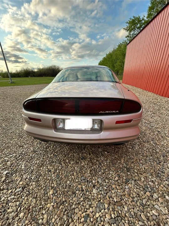1999 Oldsmobile Aurora - Image 6 of 18