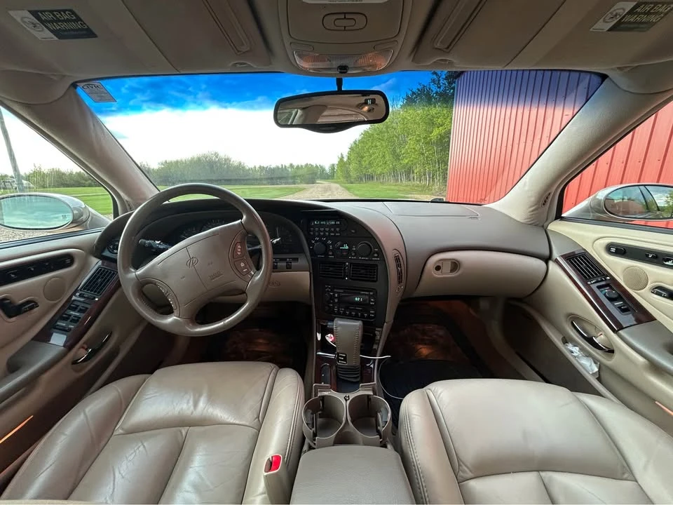 1999 Oldsmobile Aurora - Image 9 of 18