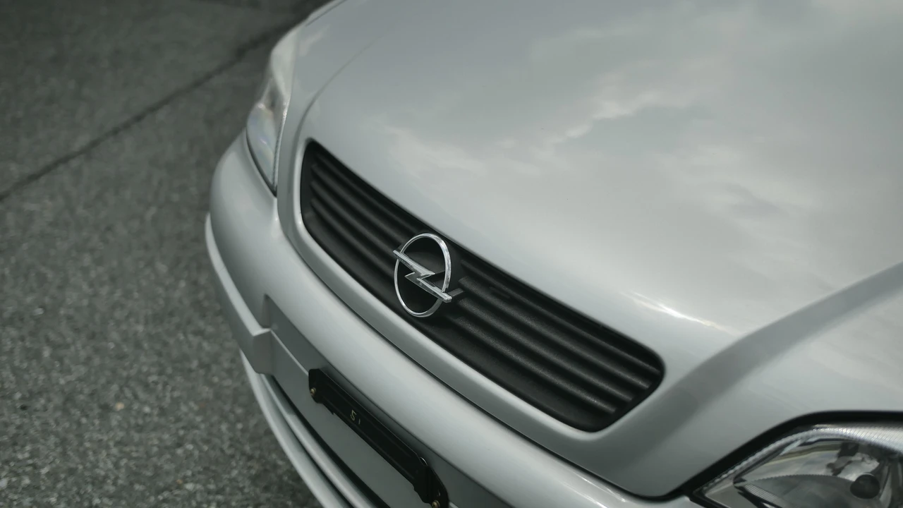 1999 Opel - Image 17 of 31