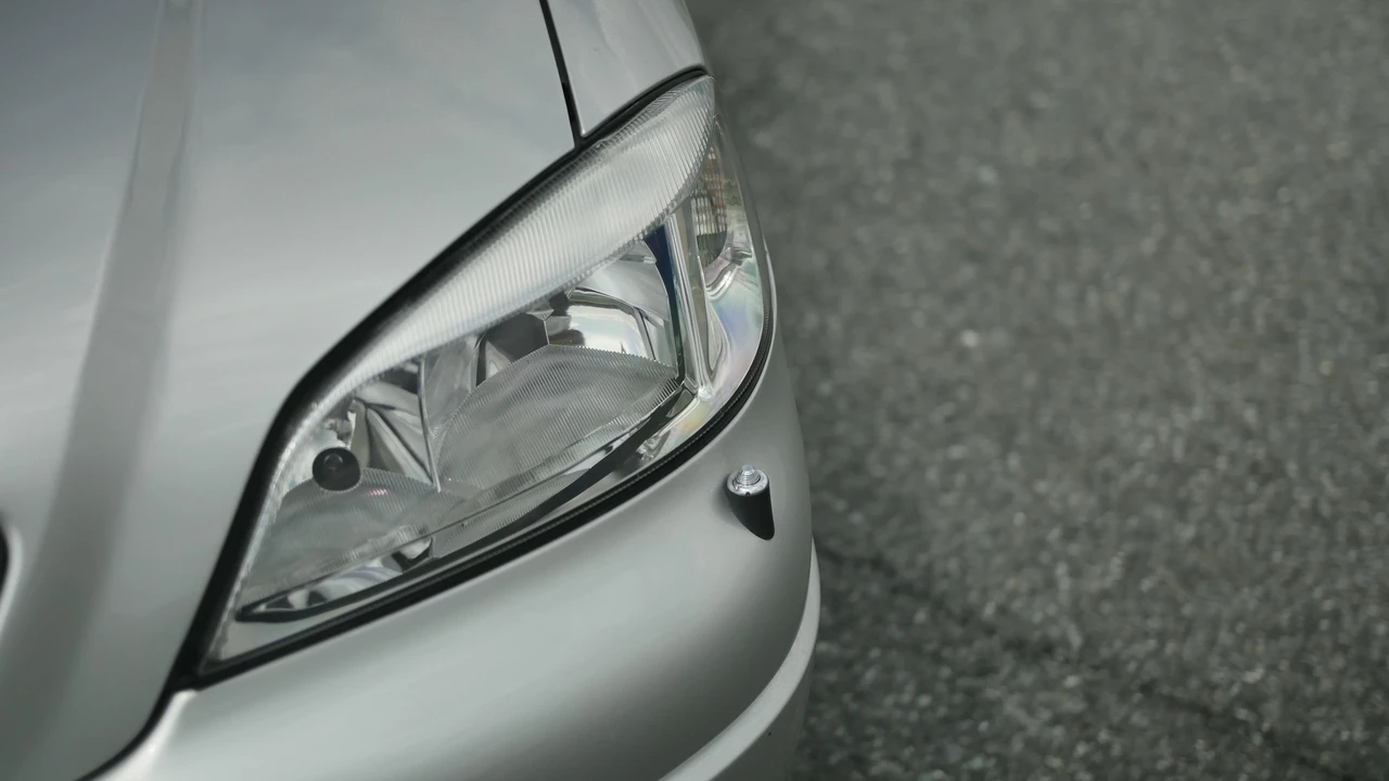 1999 Opel - Image 18 of 31