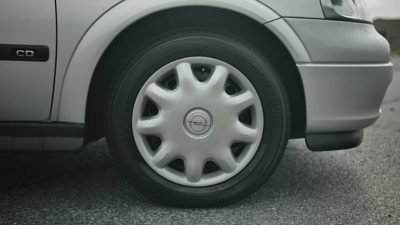 1999 Opel - Image 31 of 31