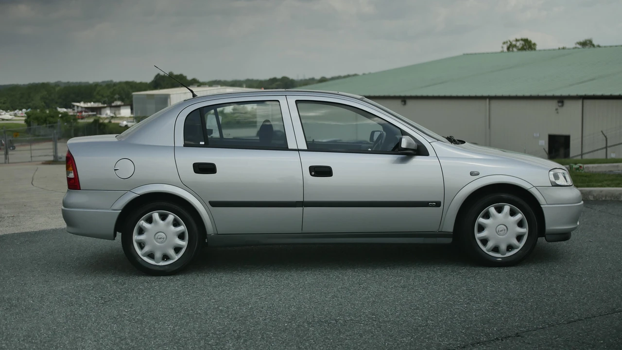 1999 Opel - Image 12 of 31
