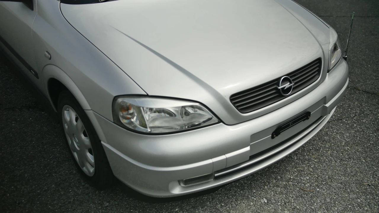 1999 Opel - Image 15 of 31