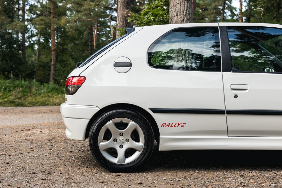 1999 Peugeot - Image 18 of 31