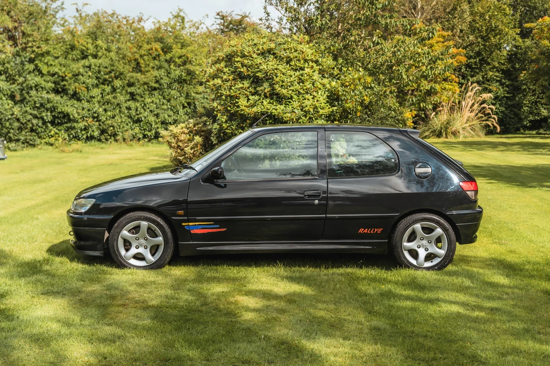 1999 Peugeot - Image 9 of 31