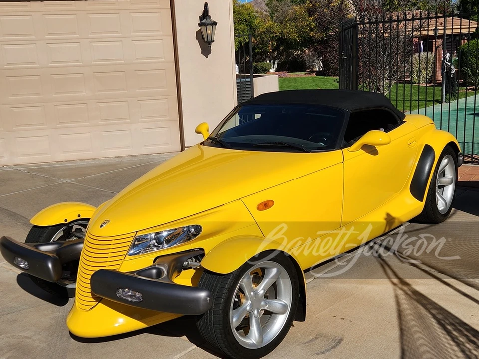 1999 Plymouth Prowler - Image 16 of 18