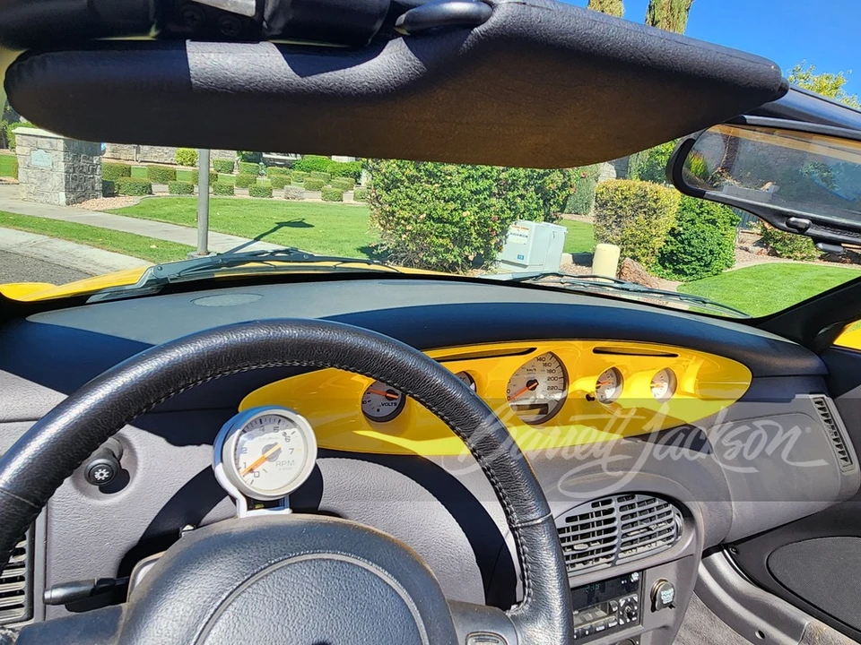 1999 Plymouth Prowler - Image 17 of 18