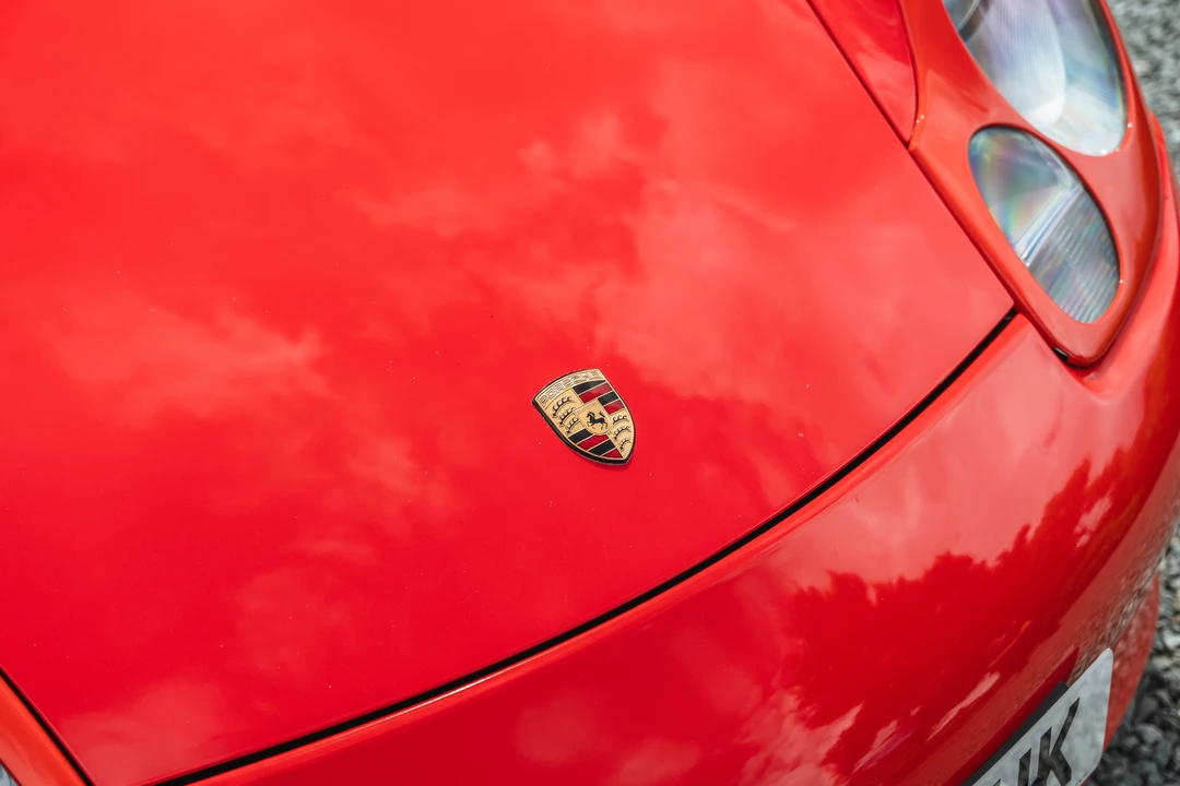 1999 Porsche 996 Carrera - Image 27 of 31