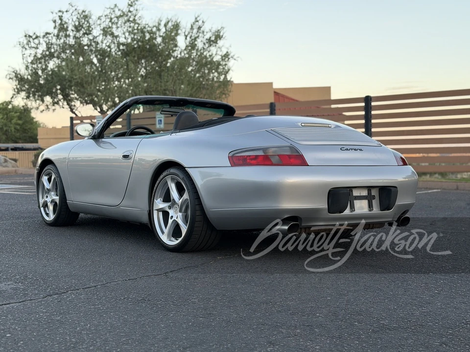 1999 Porsche 996 Carrera - Image 18 of 19