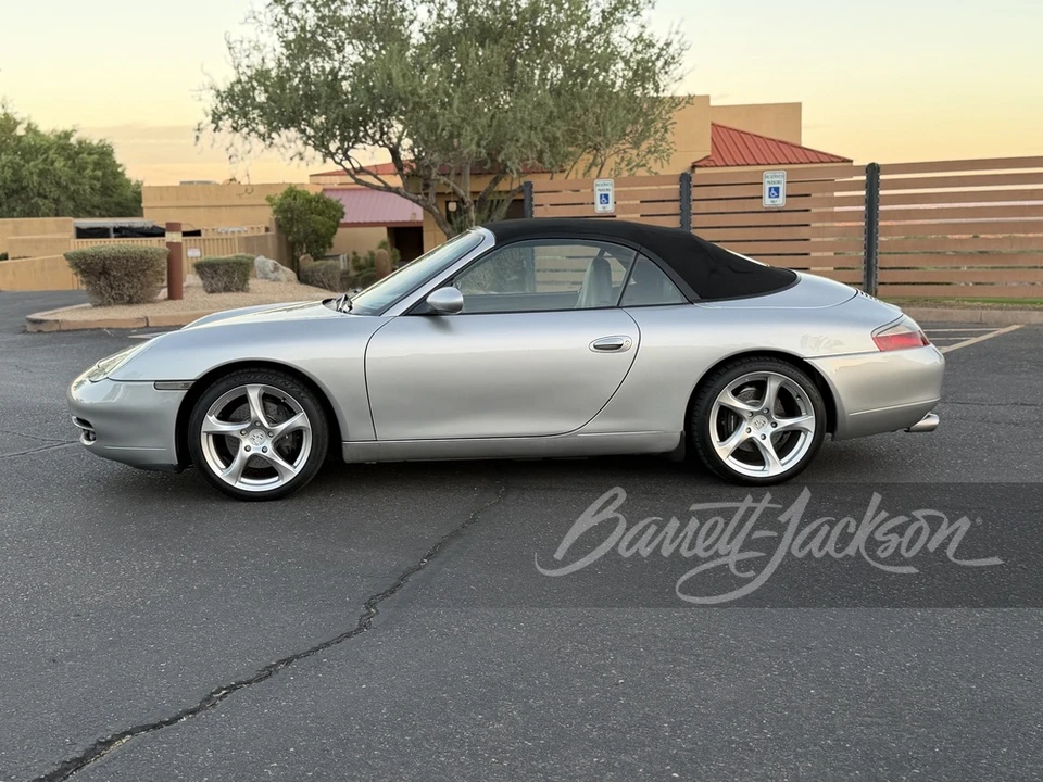 1999 Porsche 996 Carrera - Image 12 of 19