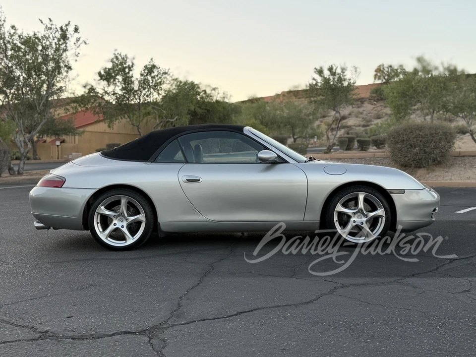 1999 Porsche 996 Carrera - Image 11 of 19