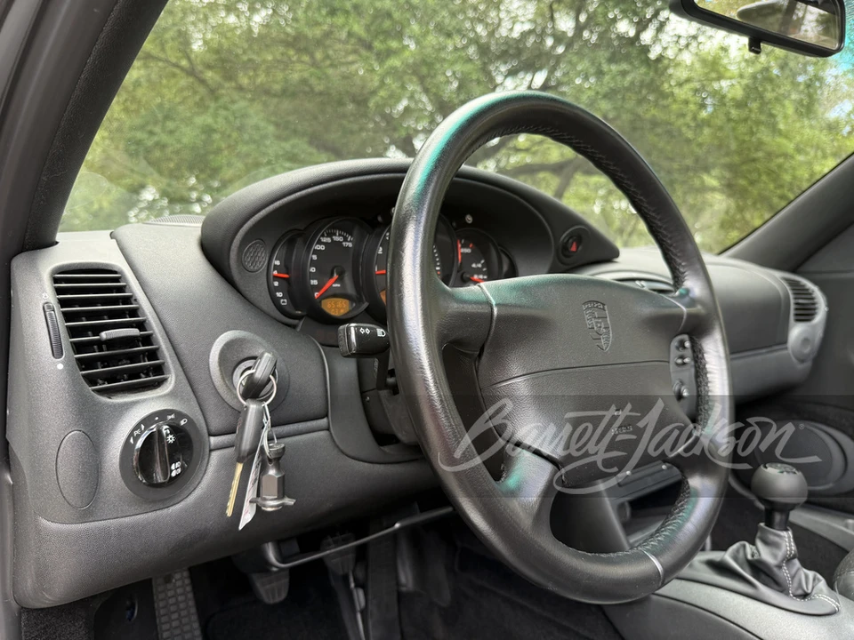 1999 Porsche 996 Carrera - Image 11 of 31