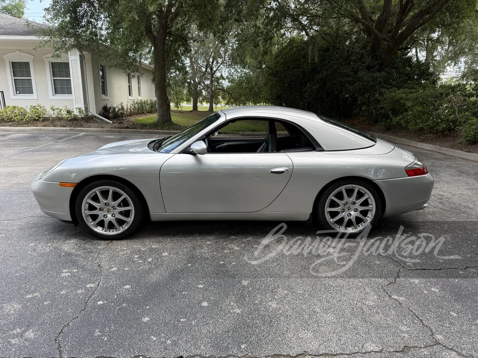 1999 Porsche 996 Carrera - Image 26 of 31