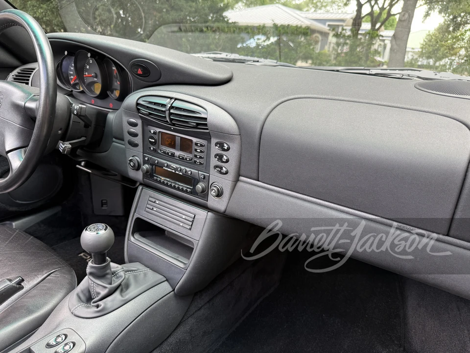 1999 Porsche 996 Carrera - Image 9 of 31