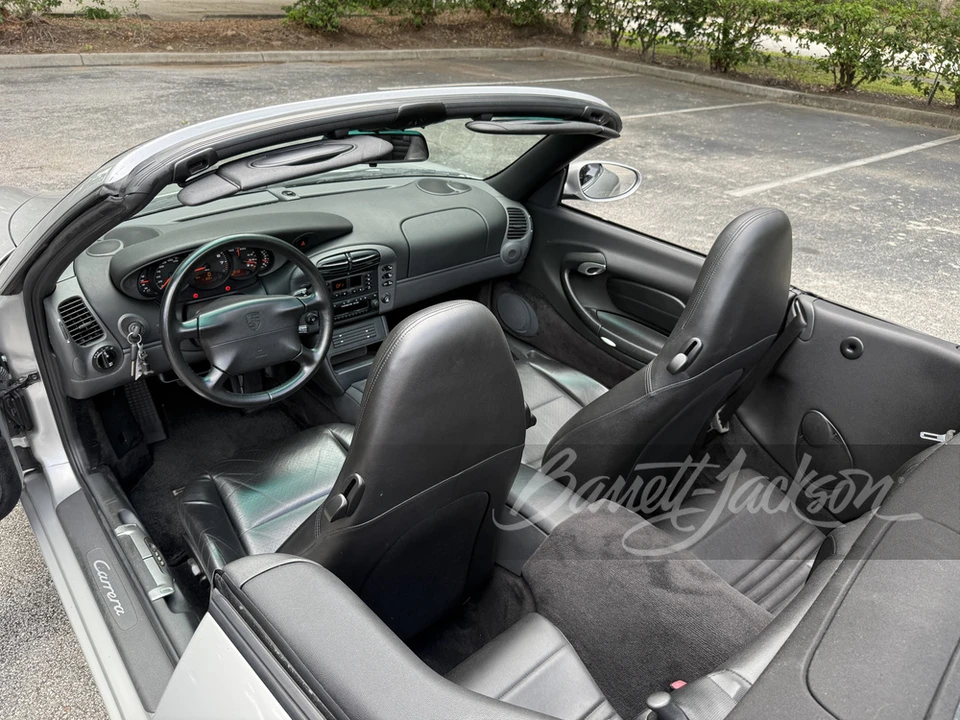 1999 Porsche 996 Carrera - Image 12 of 31
