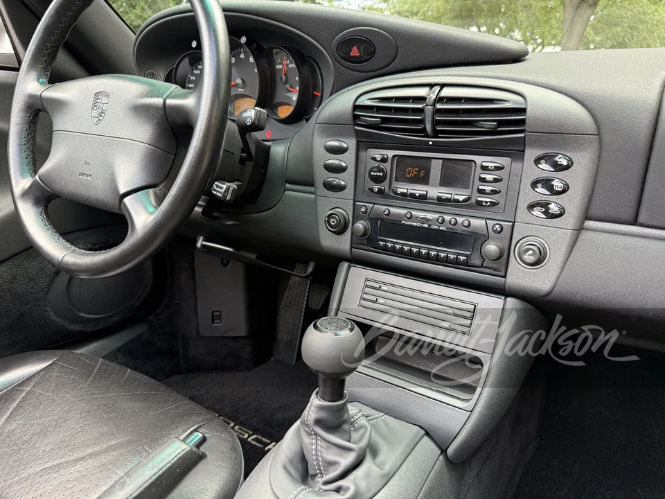 1999 Porsche 996 Carrera - Image 16 of 31