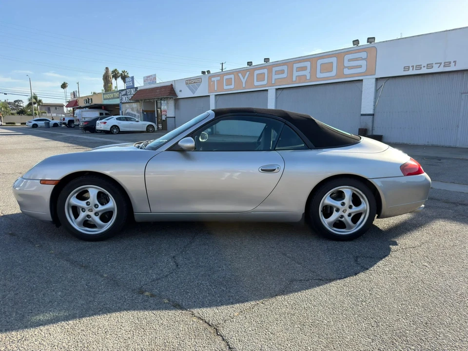1999 Porsche 996 Carrera - Image 23 of 31