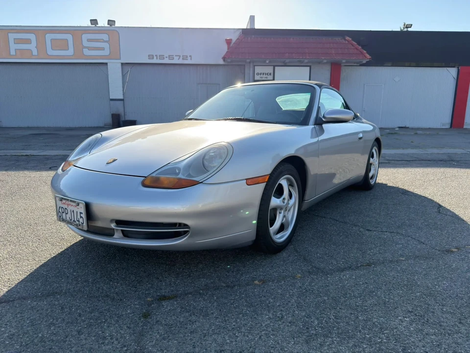 1999 Porsche 996 Carrera - Image 22 of 31
