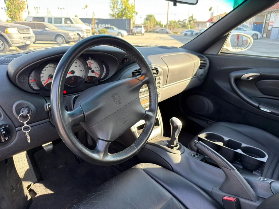 1999 Porsche 996 Carrera - Image 29 of 31