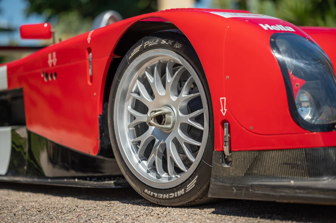 1999 Panoz Roadster - Image 23 of 31
