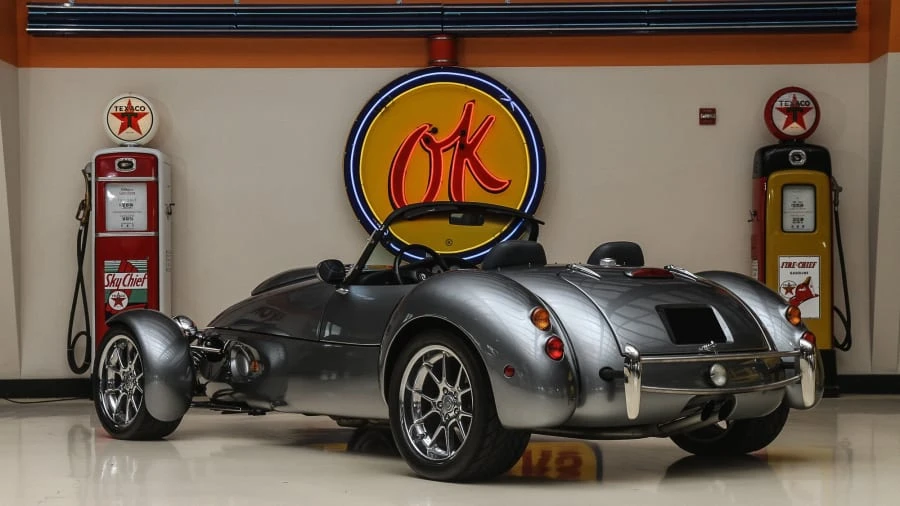 1999 Panoz Roadster - Image 2 of 8