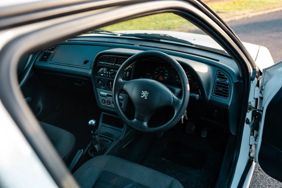 1999 Peugeot - Image 25 of 30
