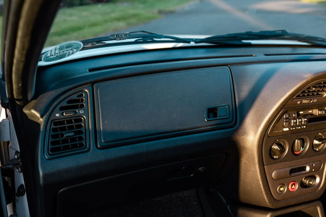 1999 Peugeot - Image 26 of 30