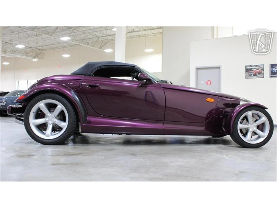 1999 Plymouth Prowler - Image 28 of 31