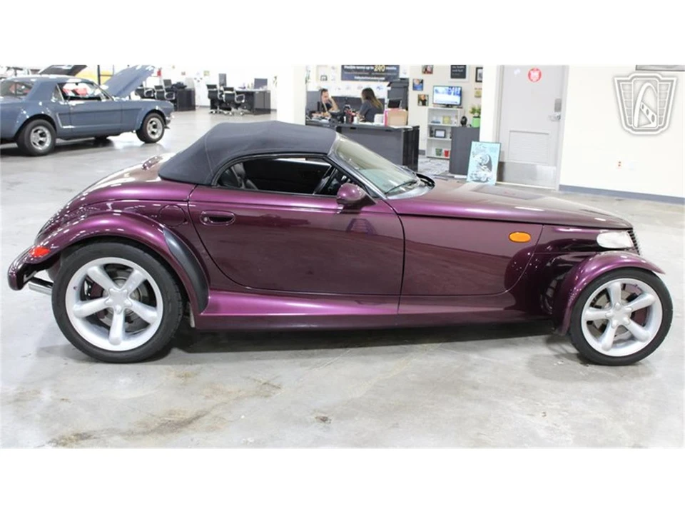 1999 Plymouth Prowler - Image 29 of 31