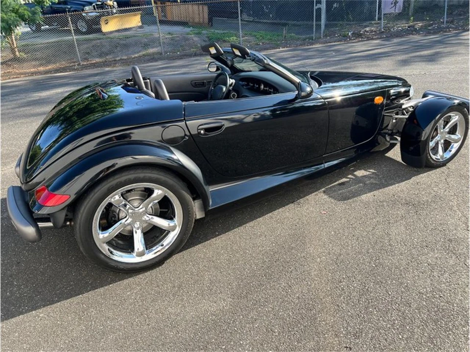 1999 Plymouth Prowler - Image 10 of 25