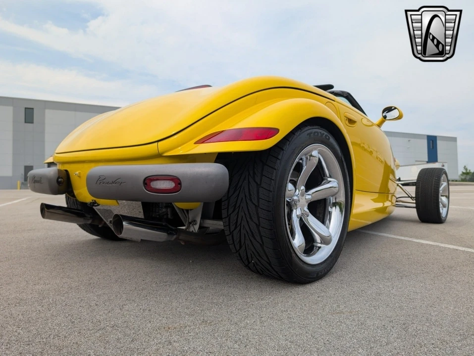 1999 Plymouth Prowler - Image 8 of 12