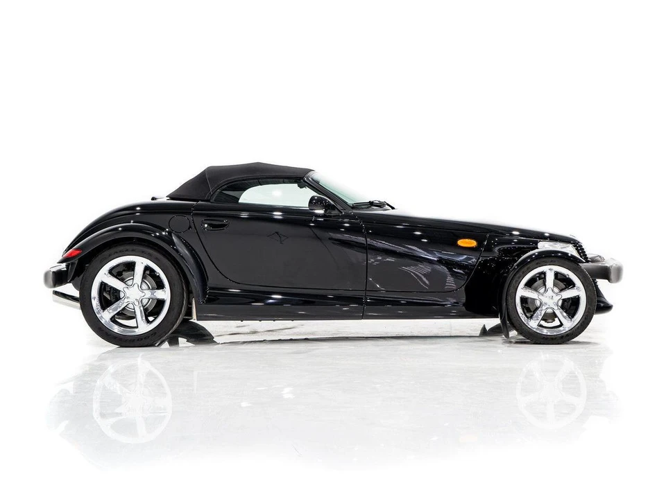 1999 Plymouth Prowler - Image 24 of 31